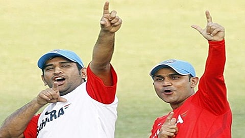 ಶಏ ಅಪದಲಗ - Virender Sehwag