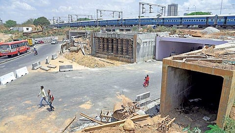 ಓಕಳಿಪುರಂ ಬಳಿಯ ಸಿಗ್ನಲ್ ಮುಕ್ತ ಕಾರಿಡಾರ್ ಕಾಮಗಾರಿಯ ಚಿತ್ರ