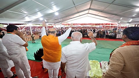 ರಾಮನಗರದಲ್ಲಿ ರೇಷ್ಮೆ ಬೆಳೆಗಾರರು ಮತ್ತು ರೇಷ್ಮೆ ಉದ್ಯಮದ ಮುಖಂಡರೊಂದಿಗೆ ಸಂವಾದ ನಡೆಸಿದ ಅಮಿತ್ ಶಾ