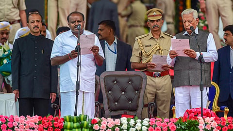ಮುಖ್ಯಮಂತ್ರಿಯಾಗಿ ಪ್ರಮಾಣವಚನ ಸ್ವೀಕರಿಸಿದ ಹೆಚ್ ಡಿ ಕುಮಾರಸ್ವಾಮಿ