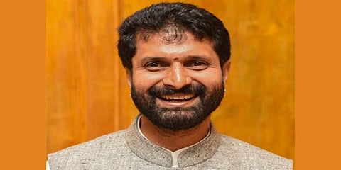ಬಿಜೆಪಿ ಸಂಸದರಿಗೆ ಜನ ಉಗಿಯುತ್ತಿದ್ದಾರೆ ಎಂಬ ಪ್ರಕಾಶ್ ರೈ ಟೀಕೆ: ಕೇಂದ್ರದ ವಿರುದ್ಧ ಟೀಕೆ ಮೂರ್ಖತನ: ಸಿಟಿ ರವಿ