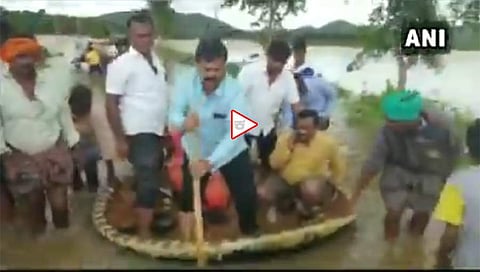 ರೇಣುಕಾಚಾರ್ಯ ಅವರ ತೆಪ್ಪದ ಸರ್ಕಸ್