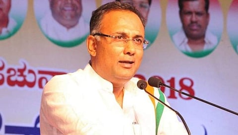 ನೆಹರು ಕೊಡುಗೆ ಬಗ್ಗೆ ಮಾತನಾಡಲು ನೀವು ಯಾರು? ಸಂತೋಷ್ ವಿರುದ್ಧ ದಿನೇಶ್ ಗುಂಡೂರಾವ್ ವಾಗ್ದಾಳಿ