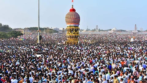 ಮಹಾರಥೋತ್ಸವದಲ್ಲಿ ನೆರದಿದ್ದ ಭಕ್ತ ಸಮೂಹ