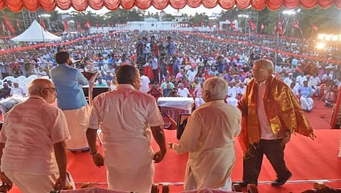 ಸಿಪಿಎಂ ಕೇಂದ್ರ ಸಮಿತಿ ಸಭೆಯಲ್ಲಿ ಸೀತಾರಾಮ್ ಯೆಚೂರಿ ಮತ್ತಿತರರು