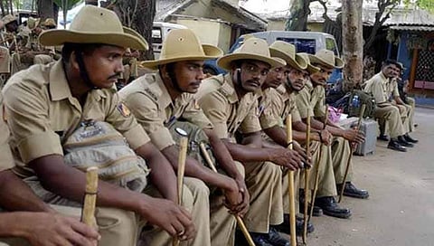 ಕರ್ನಾಟಕ ಪೊಲೀಸರು
