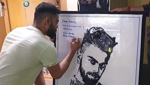 ವರ್ಷದ ಮೊದಲ ಟಿ20 ಆಡಲು ಗುವಾಹಟಿ:ಗೆ ಬಂದ ಕ್ಯಾಪ್ಟನ್ ಕೊಹ್ಲಿಗೆ ಅಭಿಮಾನಿಯಿಂದ ಸ್ಪೆಷಲ್ ಗಿಫ್ಟ್