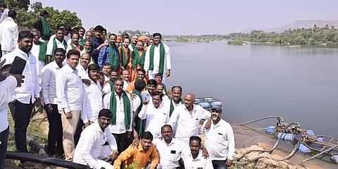 ಮಠಾದೀಶರ ಮಧ್ಯಸ್ಥಿಕೆಯಲ್ಲಿ ಕಗ್ಗಂಟು ಪರಿಹಾರ