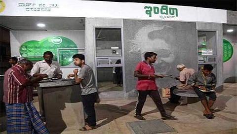 ಕೊರೋನಾ ಸೋಂಕು ಹಿನ್ನೆಲೆ: ಇಂದಿರಾ ಕ್ಯಾಂಟೀನ್ಗೆ ಮಾರ್ಗಸೂಚಿ