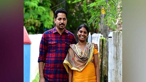 ಕ್ಲಿಂಟ್ ಮ್ಯಾಥ್ಯೂ, ಜೋಸ್ಸಿ ಆಂಟನಿ
