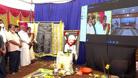 ವಿಷ್ಣುವರ್ಧನ್ ಸ್ಮಾರಕಕ್ಕೆ ಮುಖ್ಯಮಂತ್ರಿ ಯಡಿಯೂರಪ್ಪ ಭೂಮಿಪೂಜೆ; ಕಾಮಗಾರಿ ಶೀಘ್ರ ಪೂರ್ಣಗೊಳಿಸಲು ಸೂಚನೆ