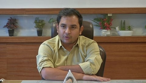 ಸ್ನೇಹಲ್ ಲೋಖಂಡೆ