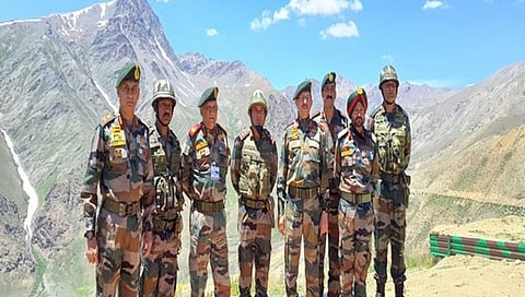 ಡ್ರಾಸ್ ಗೆ ಜನರಲ್ ರಾವತ್ ಭೇಟಿ