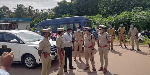ಕೇರಳ-ಕರ್ನಾಟಕ ಗಡಿಯಲ್ಲಿ ತಪಾಸಣೆ