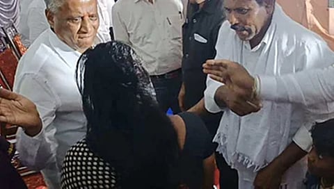 ಮಹಿಳೆಗೆ ಸೋಮಣ್ಣ ಕಪಾಳ ಮೋಕ್ಷ