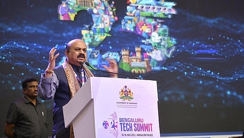 ಬೆಂಗಳೂರು ಅರಮನೆ ಮೈದಾನದಲ್ಲಿ ಆಯೋಜಿಸಿರುವ ಬೆಂಗಳೂರು ಟೆಕ್ ಸಮ್ಮಿಟ್ನ 25ನೇ ಆವೃತ್ತಿಯನ್ನು ಉದ್ಘಾಟಿಸಿ ಮಾತನಾಡಿದ ಸಿಎಂ ಬೊಮ್ಮಾಯಿ.