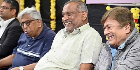 ಕರ್ನಾಟಕ ಮಾಧ್ಯಮ ಅಕಾಡೆಮಿಯು ‘ರಾಷ್ಟ್ರ ನಿರ್ಮಾಣದಲ್ಲಿ ಮಾಧ್ಯಮದ ಪಾತ್ರ’ ಎಂಬ ವಿಷಯದೊಂದಿಗೆ ಬೆಂಗಳೂರಿನ ಪ್ರೆಸ್ ಕ್ಲಬ್ನಲ್ಲಿ ಆಯೋಜಿಸಿದ್ದ ರಾಷ್ಟ್ರೀಯ ಪತ್ರಿಕಾ ದಿನಾಚರಣೆಯಲ್ಲಿ ಕಾನೂನು ಸಚಿವ ಜೆ ಸಿ ಮಾಧುಸ್ವಾಮಿ ಮತ್ತು ಖ್ಯಾತ ನಟ ಅನಂತನಾಗ್ ಪಾಲ್ಗೊಂಡಿದ್ದರು.