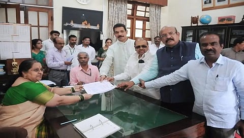 ಬಾಬೂರಾವ್ ಚಿಂಚನಸೂರ್ ನಾಮಪತ್ರ ಸಲ್ಲಿಕೆ