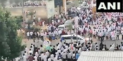 ಬಿಆರ್ಎಸ್, ಕಾಂಗ್ರೆಸ್ ಕಾರ್ಯಕರ್ತರ ನಡುವೆ ಘರ್ಷಣೆ