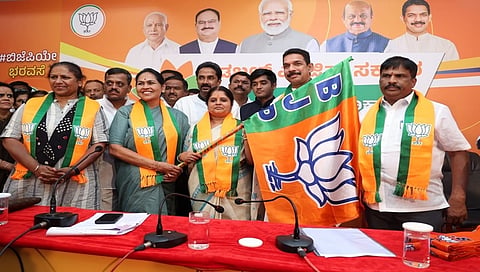 ಬಿಜೆಪಿ ಸೇರಿದ ಎಂಪಿ ಪ್ರಕಾಶ್ ಪುತ್ರಿ