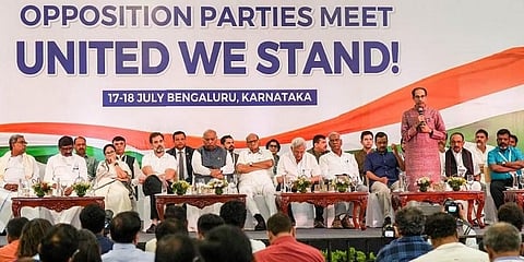 ವಿರೋಧ ಪಕ್ಷದ ಮೈತ್ರಿಕೂಟವನ್ನು ಇಂಡಿಯನ್ ನ್ಯಾಷನಲ್ ಡೆವಲಪ್ಮೆಂಟ್ ಇನ್ಕ್ಲೂಸಿವ್ ಅಲೈಯನ್ಸ್ (ಇಂಡಿಯಾ) ಎಂದು ಕರೆಯಲಾಗುತ್ತಿದ್ದು, ಸಮನ್ವಯಕ್ಕಾಗಿ 11 ಸದಸ್ಯರ ಸಮಿತಿಯನ್ನು ರಚಿಸಲಾಗಿದೆ
