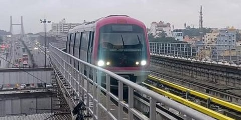 Heavy rain lashes parts of Bengaluru on on Tuesday