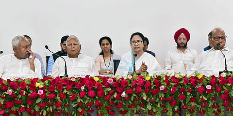 ವಿರೋಧ ಪಕ್ಷಗಳ ನಾಯಕರು