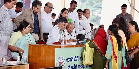 3 ಸಾವಿರಕ್ಕೂ ಹೆಚ್ಚು ಅಹವಾಲು ಆಲಿಸಿದ ಡಿಕೆಶಿ