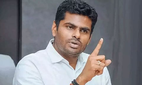 மாணவிக்கு பேராசிரியர் பாலியல் தொல்லை கொடுத்தது அதிர்ச்சி அளிக்கிறது- அண்ணாமலை