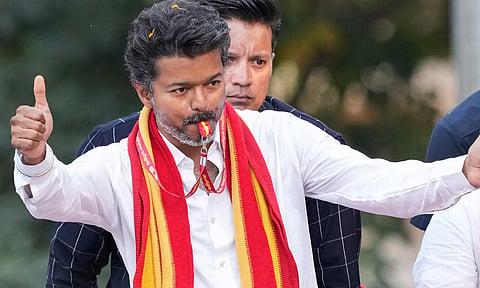 இரு தொகுதிகளில் போட்டியிட்ட த.வெ.க தலைவர் விஜய்..! வாக்கு சதவீத நிலவரம் என்ன?