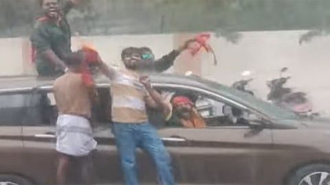 காரில் ஸ்டண்ட் செய்து ரகளையில் ஈடுபட்ட தவெகவினர் 6 பேர் கைது
