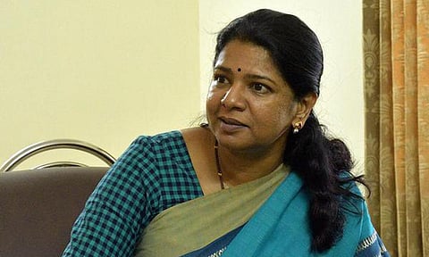 முறிந்த கூட்டணி - காங்கிரஸ் உடனான நாடாளுமன்ற இருக்கைகளை மாற்றக்கோரி சபாநாயகருக்கு கனிமொழி கடிதம்!