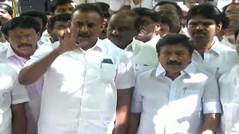 த.வெ.க. அரசுக்கு ஆதரவு- சி.வி.சண்முகம், எஸ்.பி.வேலுமணி கூட்டாக அறிவிப்பு