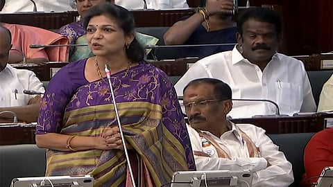 ஜனநாயக முறைப்படி சட்டமன்றம் நடைபெறும் என்பதில் ஐயமில்லை - பாமக எம்எல்ஏ சவுமியா அன்புமணி