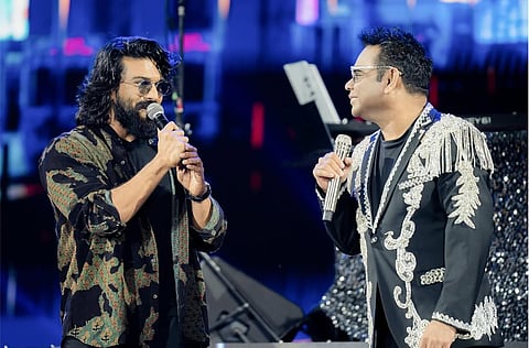 பெத்தி திரைப்படத்தின் முன்னோட்ட நிகழ்ச்சியில் ஏ.ஆர்.ரகுமான் இசை நேரலை