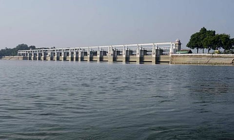 பூண்டி ஏரியில் நீர் இருப்பு 50 சதவீதமாக குறைந்தது