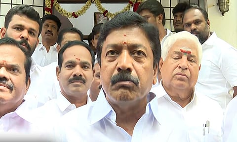 அ.தி.மு.க அலுவலகம் எங்களது கோயில்..!- சி.வி.சண்முகம்