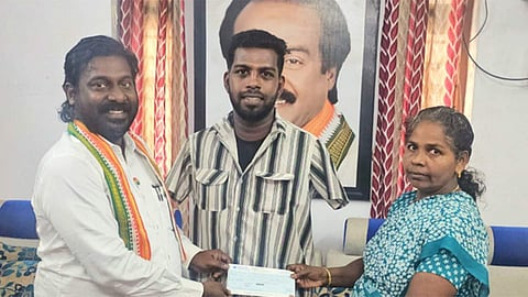 மங்கோலியாவில் 11-வது ஆசிய பாரா டேக்வாண்டோ போட்டியில் பங்கேற்கும் வீரருக்கு விஜய்வசந்த் எம்பி நிதியுதவி