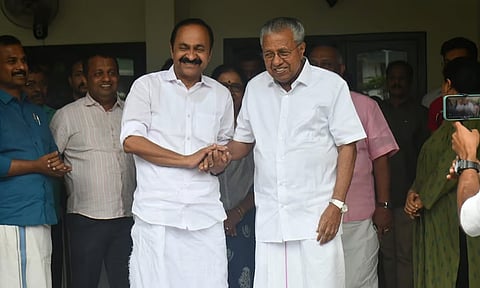 கேரளம்: பினராயி விஜயனை சந்தித்த வி.டி.சுதீஷன்!