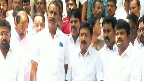 தவெகவுடன் கூட்டணி வைக்க நாங்கள் வலியுறுத்தினோம் - சி.வி.சண்முகம்
