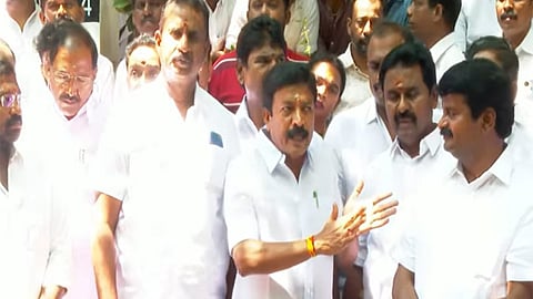 தோல்வியை ஒத்துக்கொள்ளும் மன பக்குவம் இபிஎஸ்க்கு இல்லை - சி.வி.சண்முகம்