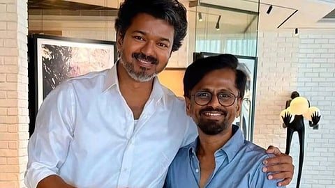 முதலமைச்சர் விஜயை சந்தித்து வாழ்த்து தெரிவித்தார் இயக்குநர் ஏ.ஆர். முருகதாஸ்