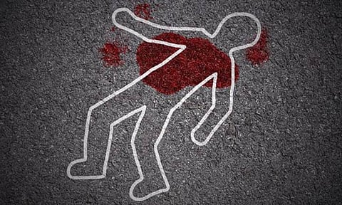 மதுரை மீனாட்சி அம்மன் கோயில் அருகே 17 வயது சிறுவன் வெட்டிக்கொலை!
