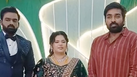 ரசிகருக்கு இன்ப அதிர்ச்சி கொடுத்த விஜய் சேதுபதி