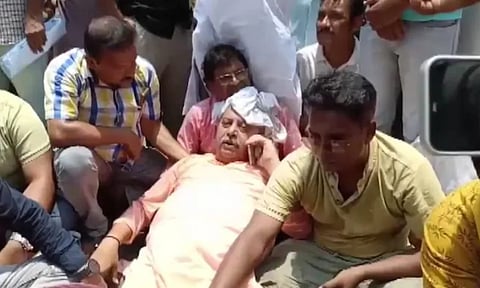 மேற்கு வங்கம்: அபிஷேக் பானர்ஜியைத் தொடர்ந்து எம்.பி கல்யாண் பானர்ஜி மீதும் தாக்குதல்!
