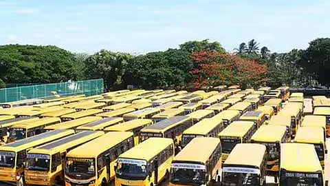புதுச்சேரியில் ஆய்வுக்கு வராத 833 கல்வி நிறுவன வாகனங்கள் - போக்குவரத்து துறை நோட்டீஸ்