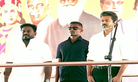 தமிழ்த்தாய் வாழ்த்துடன் தொடங்கிய முதலமைச்சரின் மக்கள் சந்திப்பு நிகழ்ச்சி