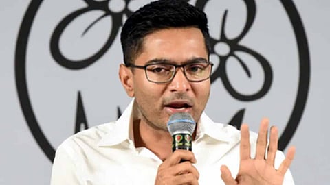 கையெழுத்து மோசடி வழக்கு: அபிஷேக் பானர்ஜி மனுவை 10-ந்தேதி விசாரிக்கிறது கொல்கத்தா உயர்நீதிமன்றம்