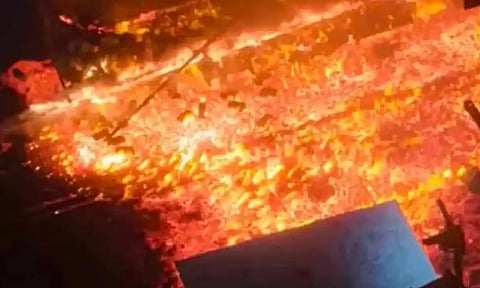 விசாகப்பட்டினம் எஃகு ஆலையில் தீவிபத்து - 8 பேர் பலி!