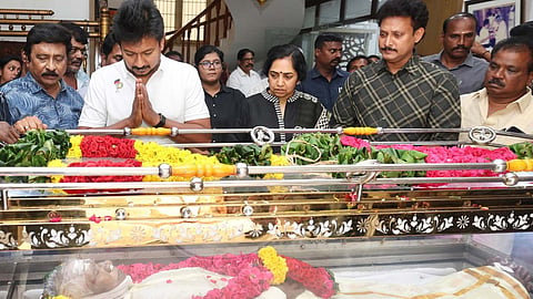 பாரதிராஜா மறைவு கலையுலகிற்கு ஈடு செய்ய முடியாத பேரிழப்பு- உதயநிதி ஸ்டாலின்